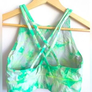 Lululemon Athletica High Neck Energy Long Line Neon Green Sorts Bra Size 6